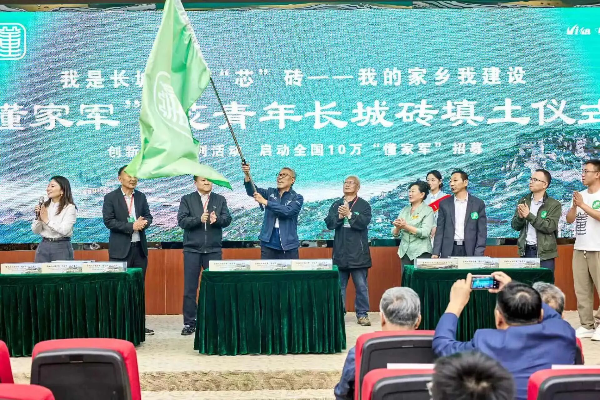 d40d558c6be5226a591c8d46431ad82d.jpg